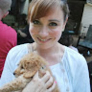 Meet your Posher, Larissa